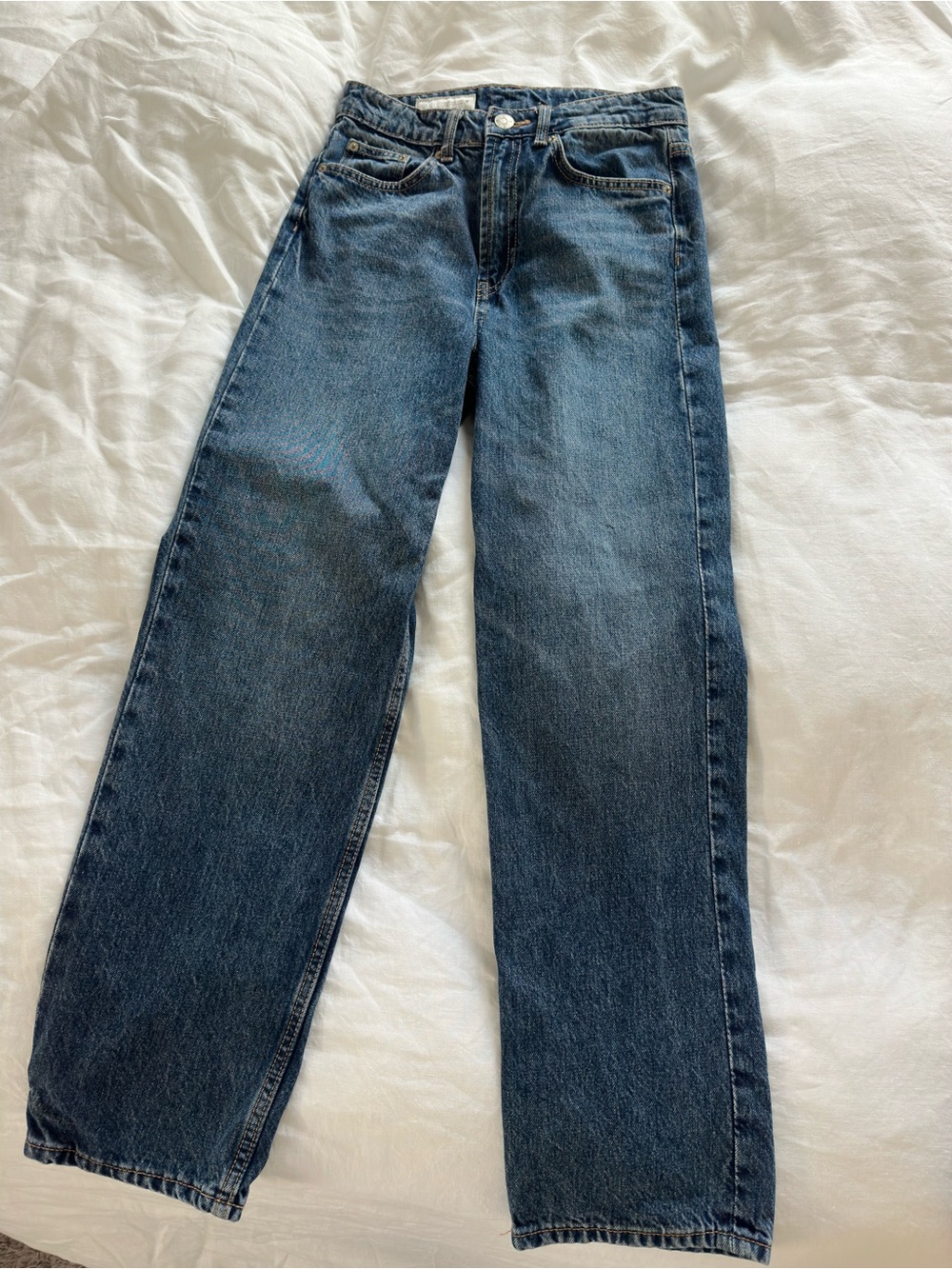Zara Relaxed Straight Jeans in Dark Blue Denim